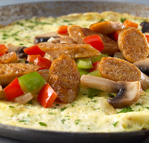 Omelette, saucisses de dindon et légumes grillés Olymel